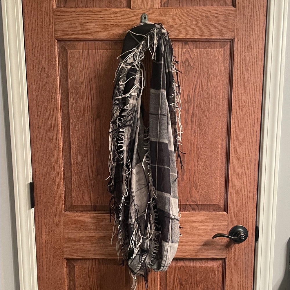Black and Gray Plaid Fringe Scarf